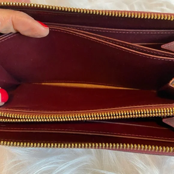 LV GUC Vernis Rouge Fauviste Zip Around Wallet - Picture 11 of 15